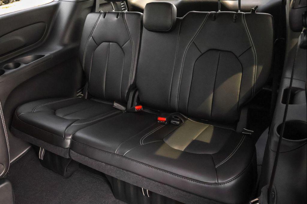 new 2026 Chrysler Pacifica car, priced at $40,038