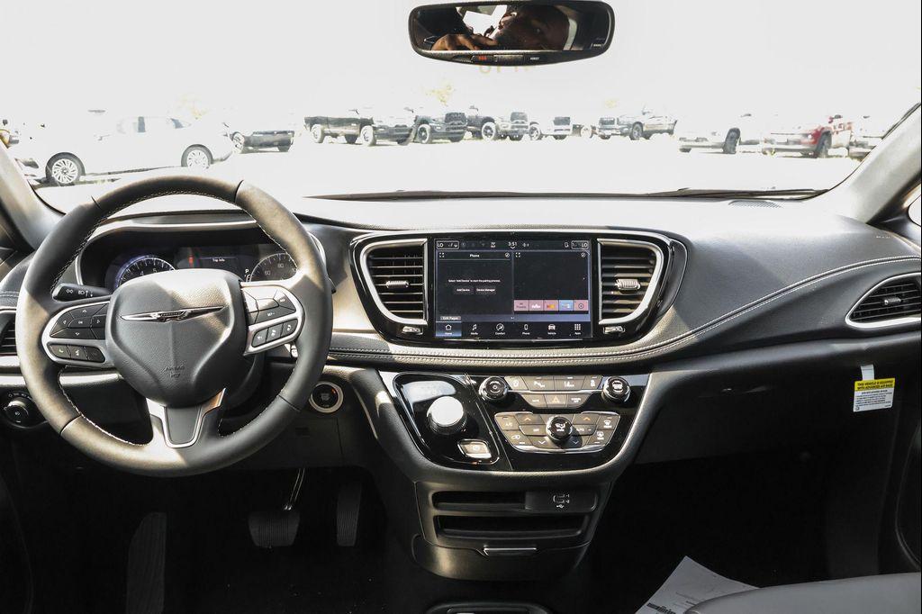 new 2026 Chrysler Pacifica car, priced at $40,038