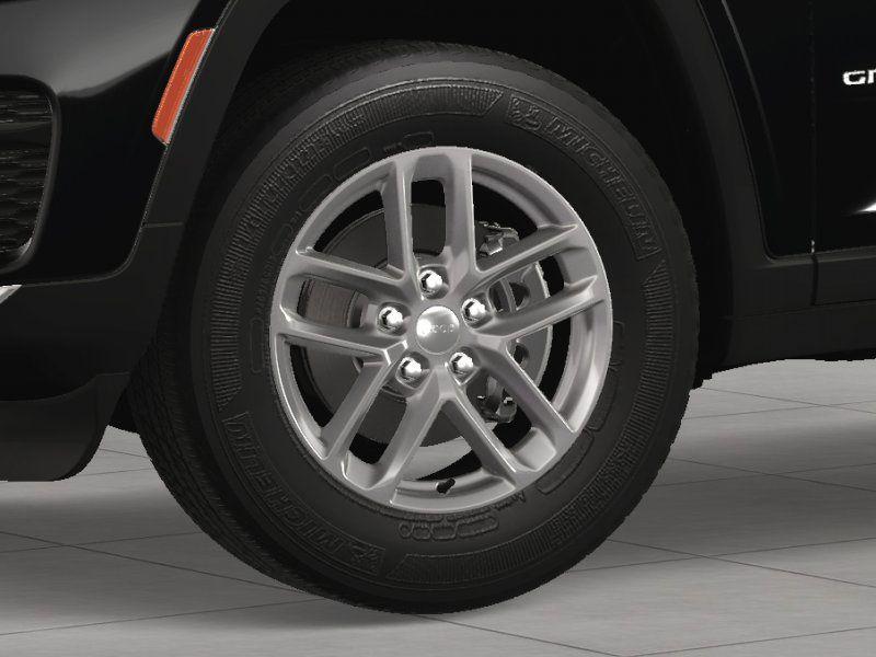 new 2025 Jeep Grand Cherokee car, priced at $36,720