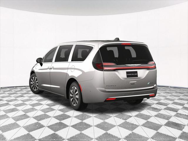 new 2025 Chrysler Pacifica Hybrid car, priced at $37,525