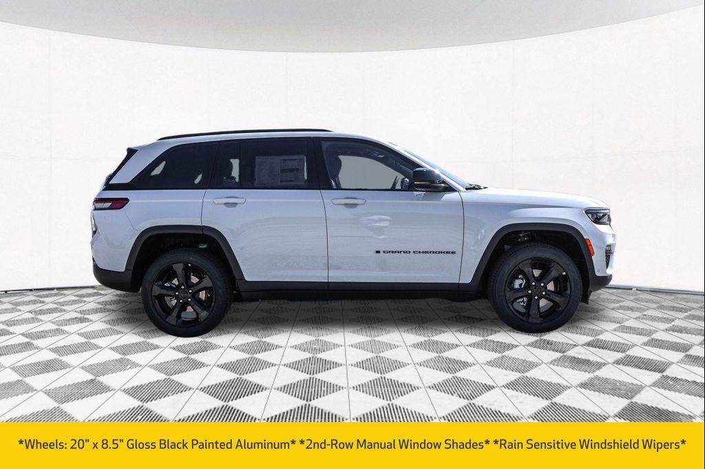 new 2025 Jeep Grand Cherokee car, priced at $46,994