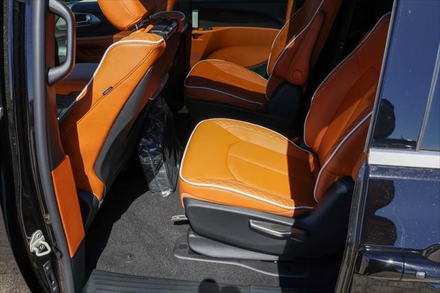 new 2025 Chrysler Pacifica car, priced at $46,041