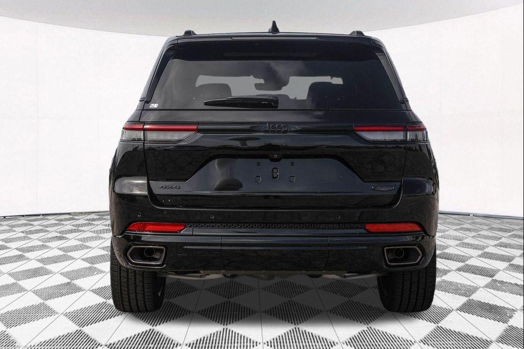 new 2025 Jeep Grand Cherokee car, priced at $53,906