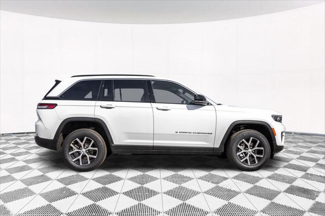 new 2024 Jeep Grand Cherokee car, priced at $37,977