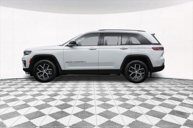 used 2024 Jeep Grand Cherokee car, priced at $36,377