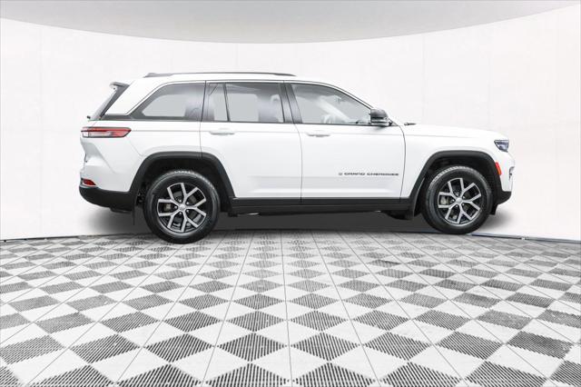 used 2024 Jeep Grand Cherokee car, priced at $34,977