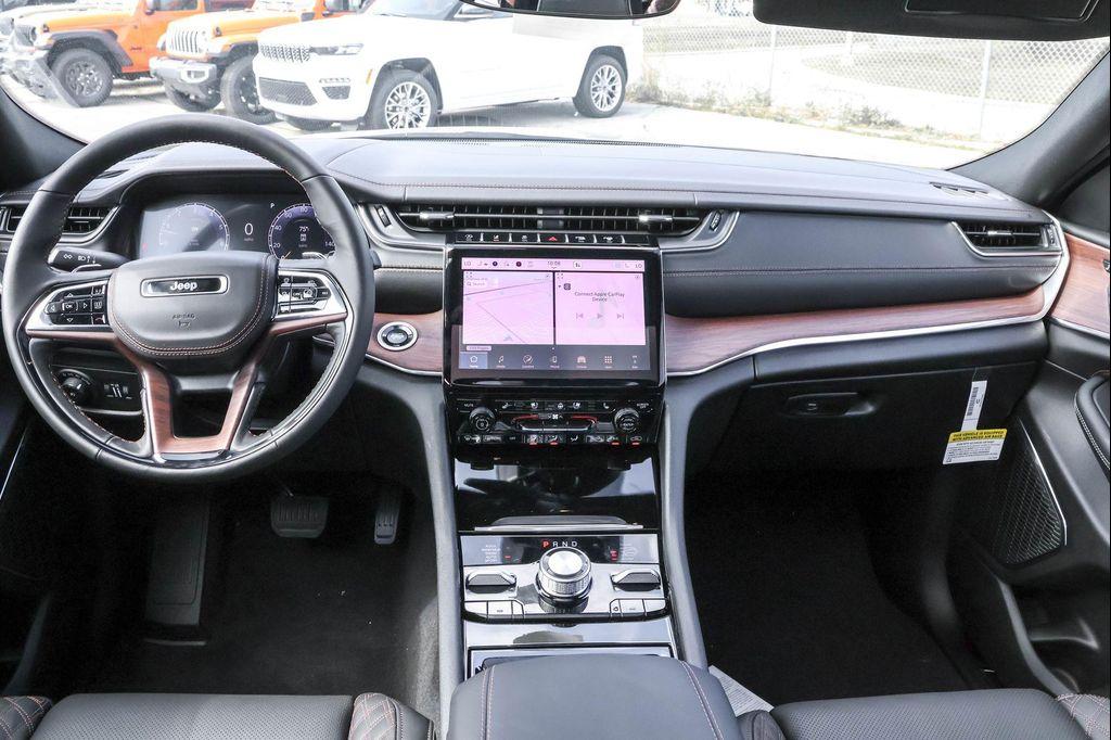 new 2025 Jeep Grand Cherokee car, priced at $53,314