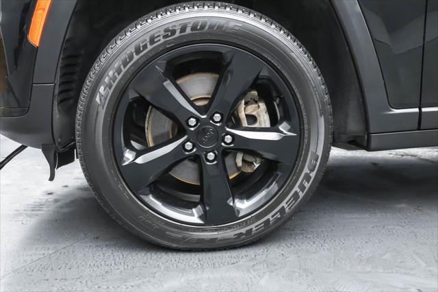 used 2022 Jeep Grand Cherokee L car, priced at $31,977