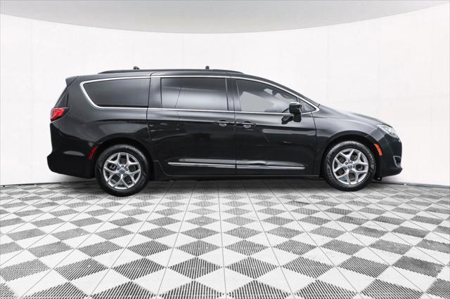 used 2017 Chrysler Pacifica car, priced at $13,977