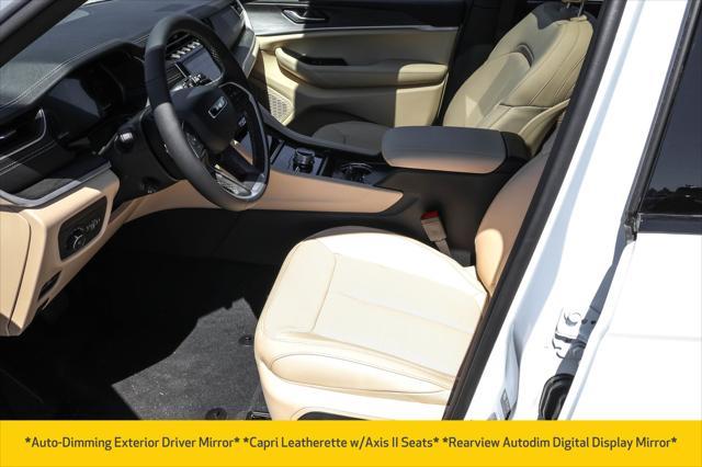 new 2025 Jeep Grand Cherokee car, priced at $45,476