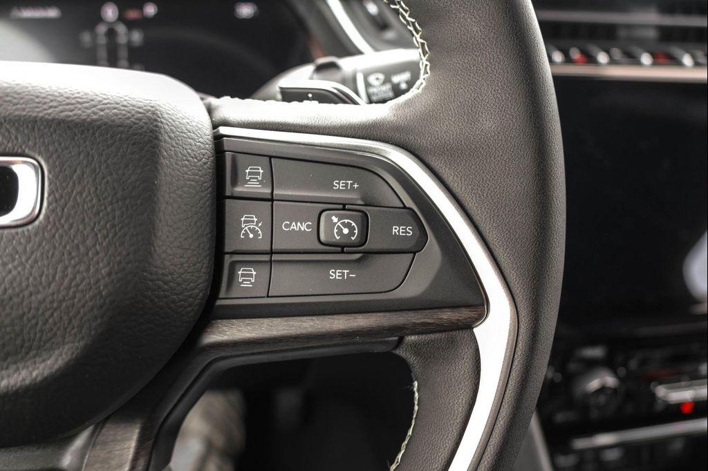 new 2025 Jeep Grand Cherokee L car, priced at $44,220