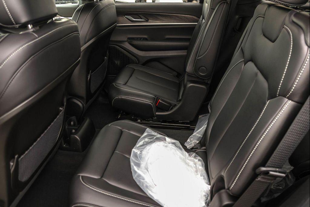 new 2025 Jeep Grand Cherokee L car, priced at $44,220