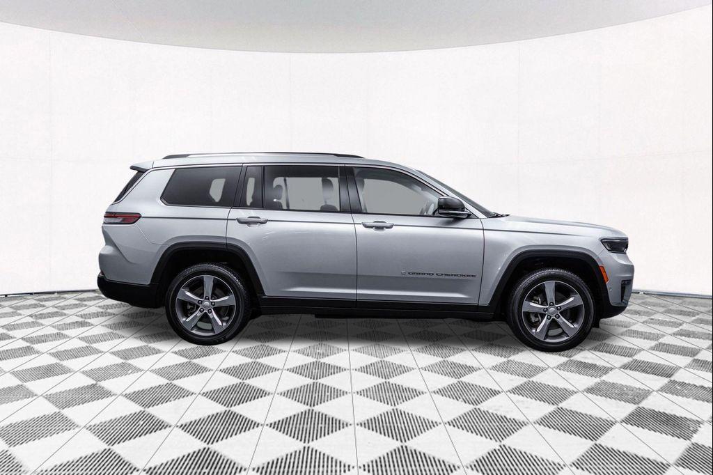 used 2021 Jeep Grand Cherokee L car, priced at $29,377