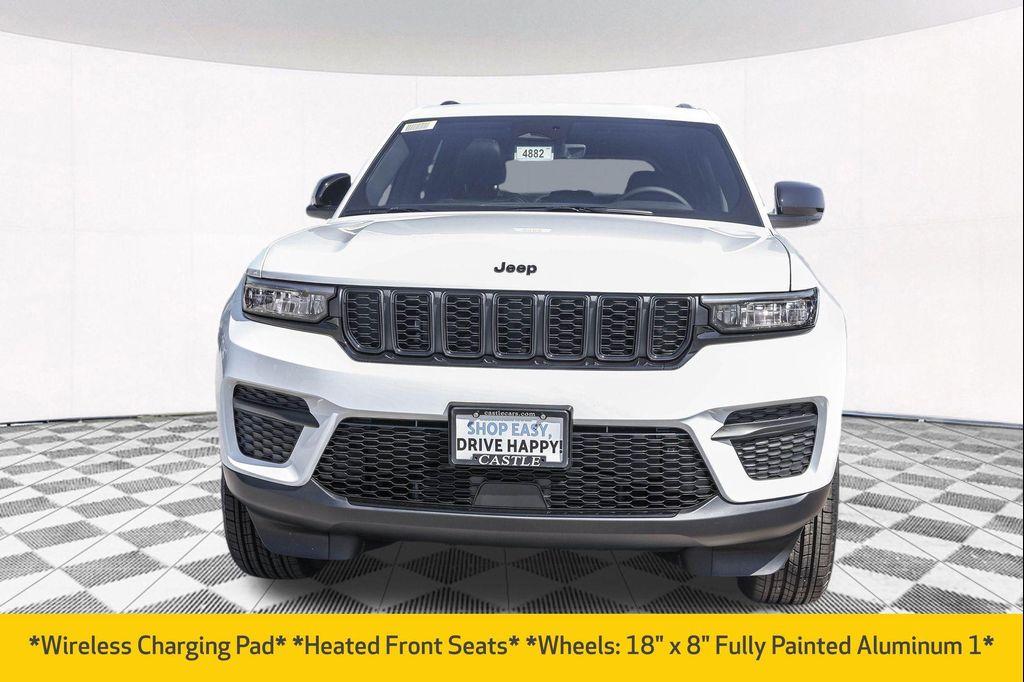 new 2025 Jeep Grand Cherokee car, priced at $38,486