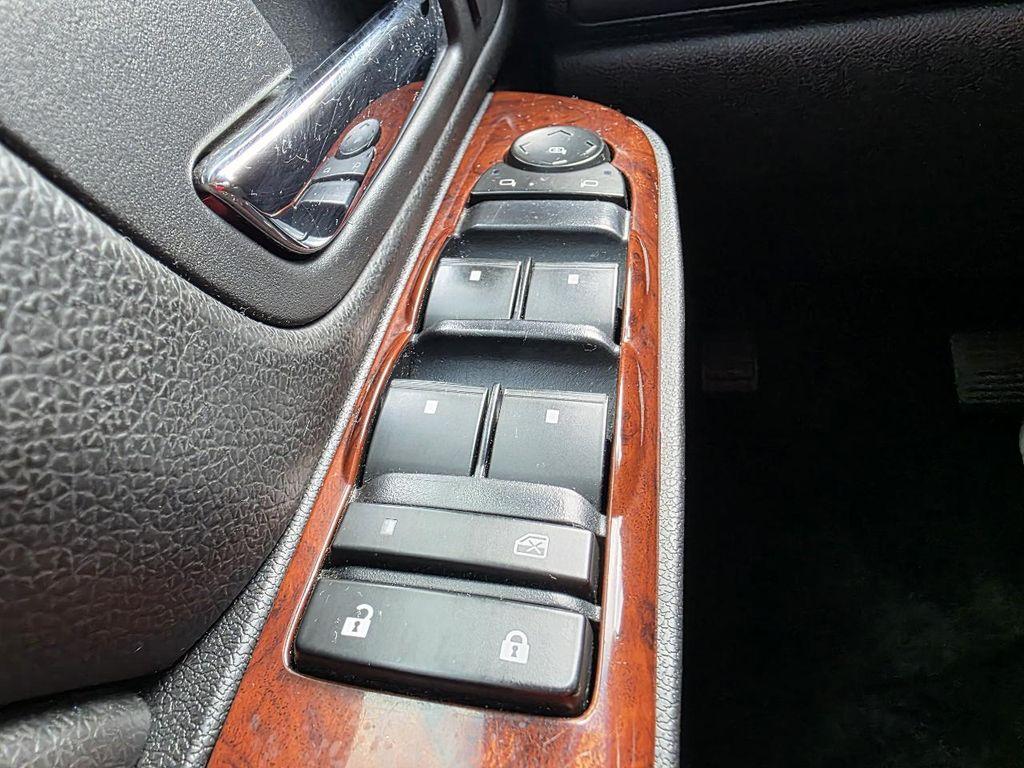 used 2013 GMC Yukon XL car, priced at $9,995