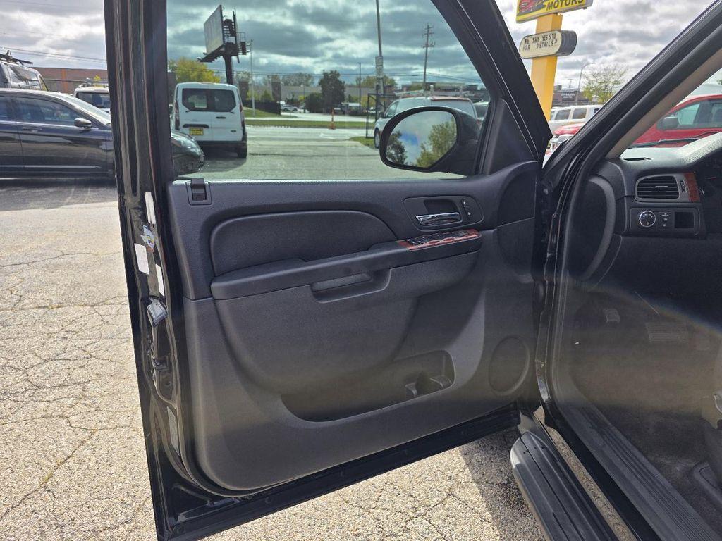 used 2013 GMC Yukon XL car, priced at $9,995