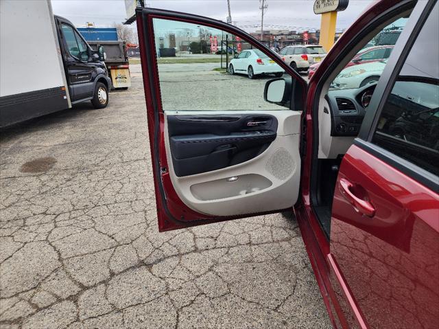 used 2015 Dodge Grand Caravan car, priced at $9,995