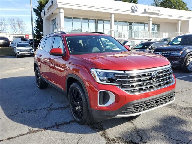 used 2024 Volkswagen Atlas car, priced at $38,800