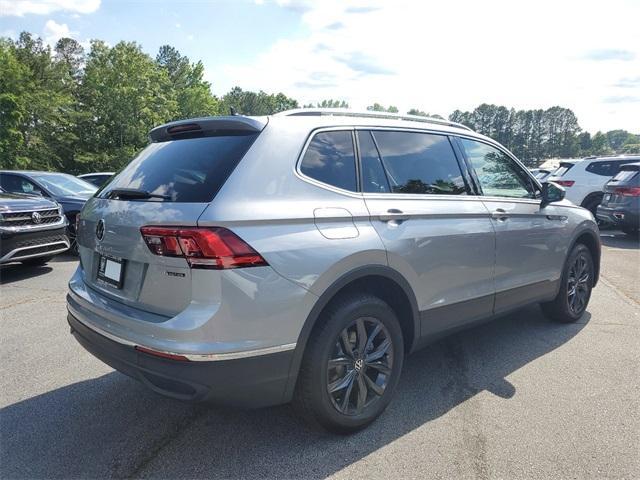 new 2024 Volkswagen Tiguan car, priced at $32,276