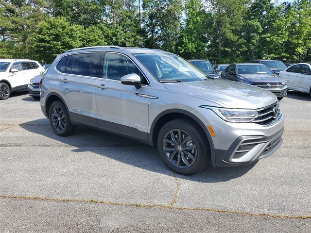 new 2024 Volkswagen Tiguan car, priced at $29,431