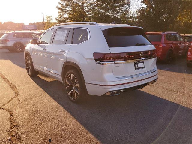 new 2025 Volkswagen Atlas car, priced at $55,324