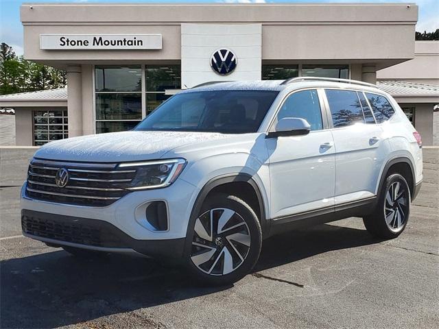 new 2024 Volkswagen Atlas car, priced at $39,456