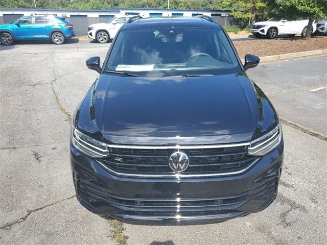 new 2024 Volkswagen Tiguan car, priced at $33,758