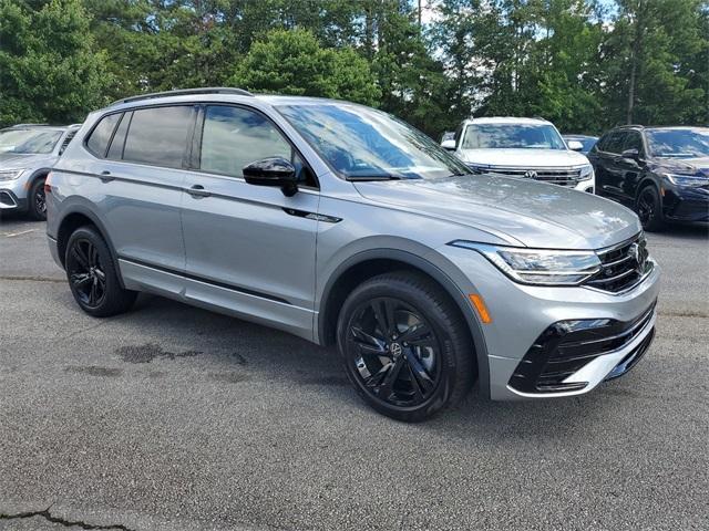 new 2024 Volkswagen Tiguan car, priced at $33,342