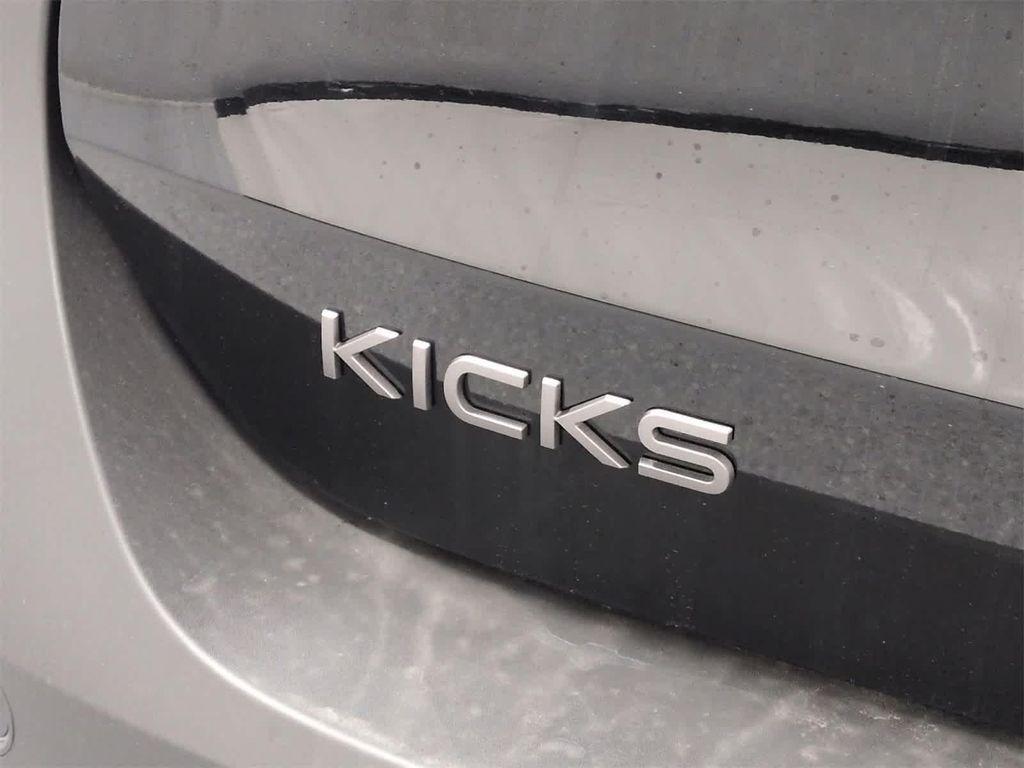 new 2025 Nissan Kicks car, priced at $26,300