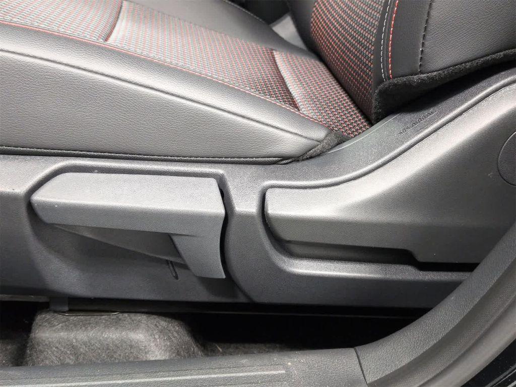 new 2025 Nissan Kicks car, priced at $26,300