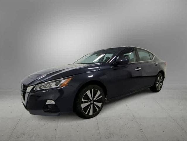 used 2021 Nissan Altima car, priced at $20,000