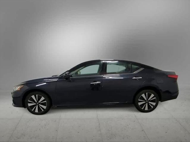 used 2021 Nissan Altima car, priced at $20,000