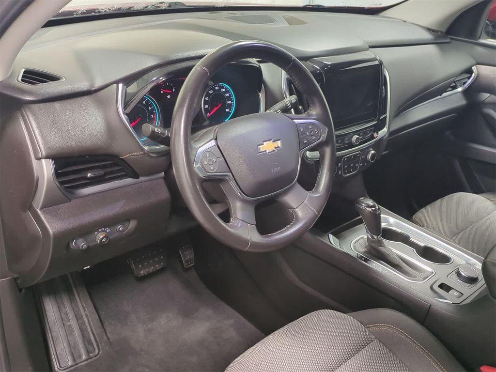 used 2020 Chevrolet Traverse car, priced at $23,672