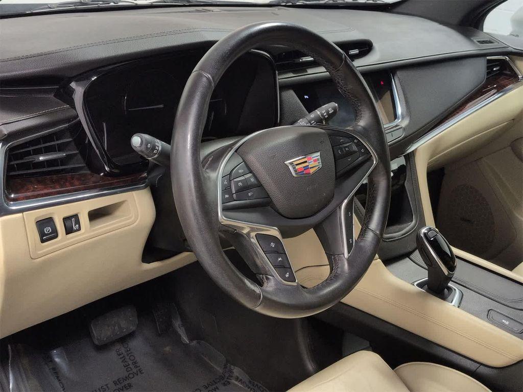 used 2017 Cadillac XT5 car, priced at $14,949