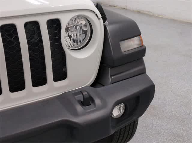 used 2021 Jeep Gladiator car, priced at $31,040