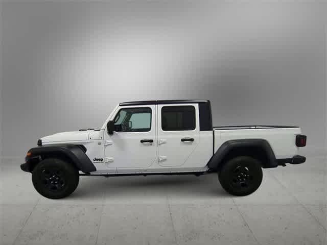 used 2021 Jeep Gladiator car, priced at $31,040