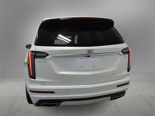 used 2022 Cadillac XT6 car, priced at $38,458