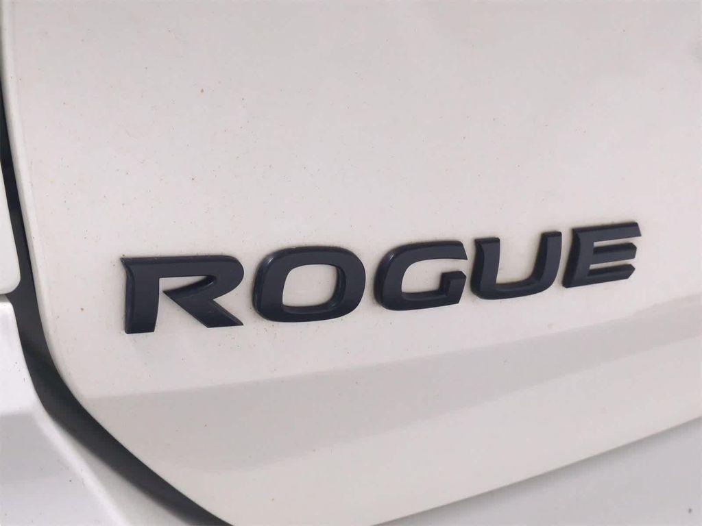 used 2018 Nissan Rogue car, priced at $9,903