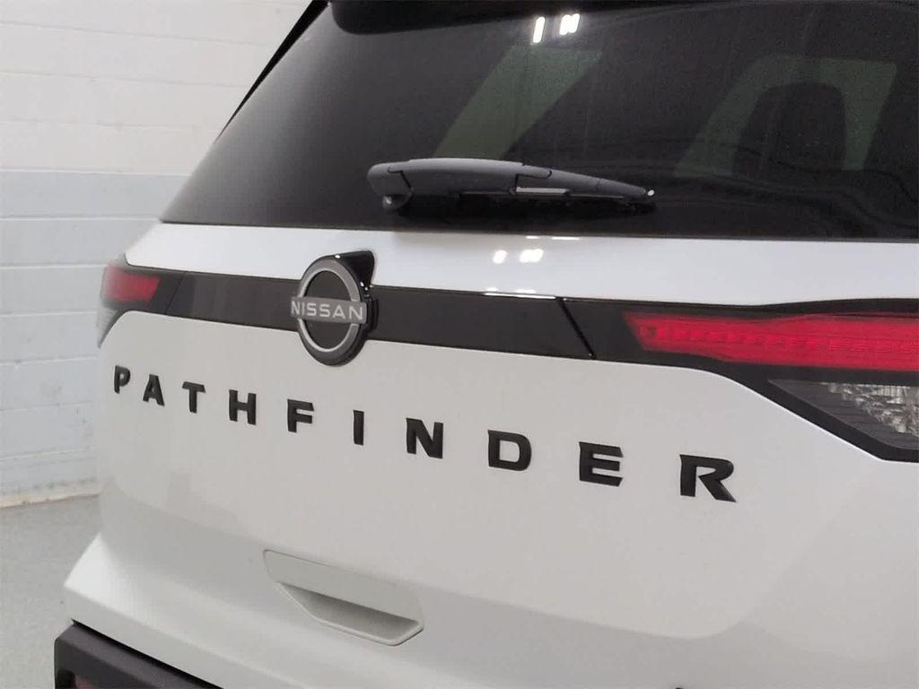 new 2025 Nissan Pathfinder car, priced at $38,357