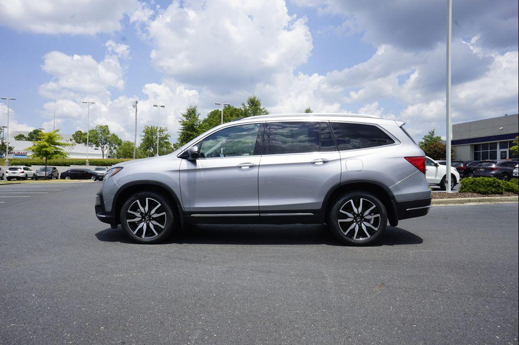 used 2022 Honda Pilot car, priced at $33,001