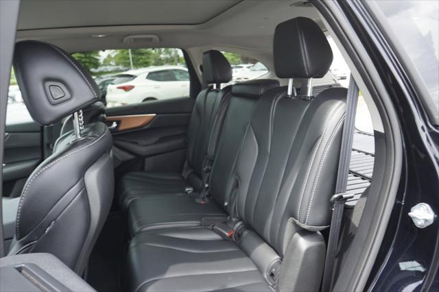 used 2022 Acura MDX car, priced at $42,495