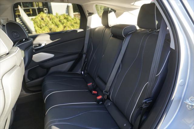 new 2025 Acura RDX car, priced at $53,050