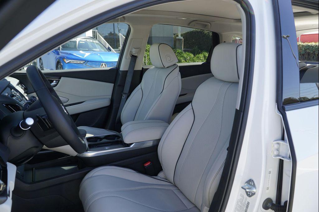 used 2025 Acura RDX car