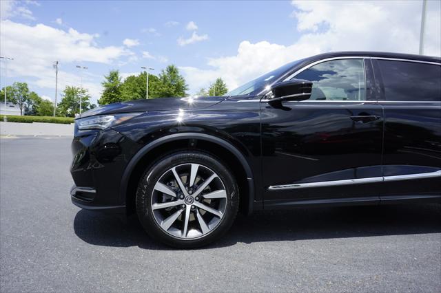 used 2025 Acura MDX car, priced at $54,995