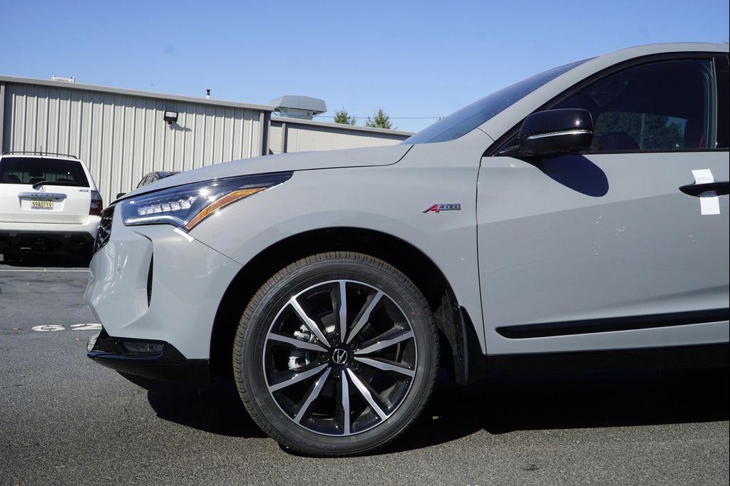 new 2025 Acura RDX car, priced at $55,650
