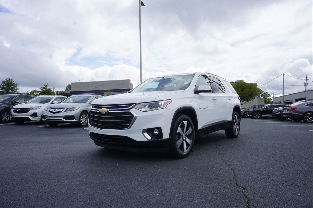 used 2021 Chevrolet Traverse car, priced at $25,995