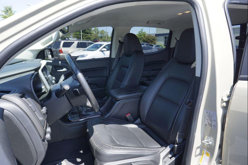 used 2022 GMC Canyon car, priced at $31,995