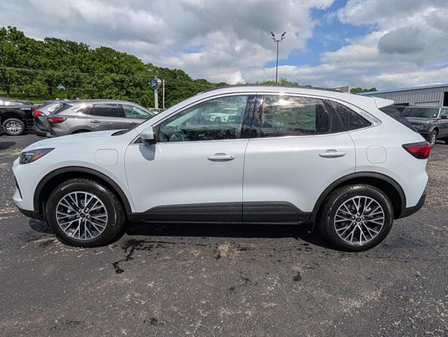 new 2025 Ford Escape PHEV car, priced at $40,425