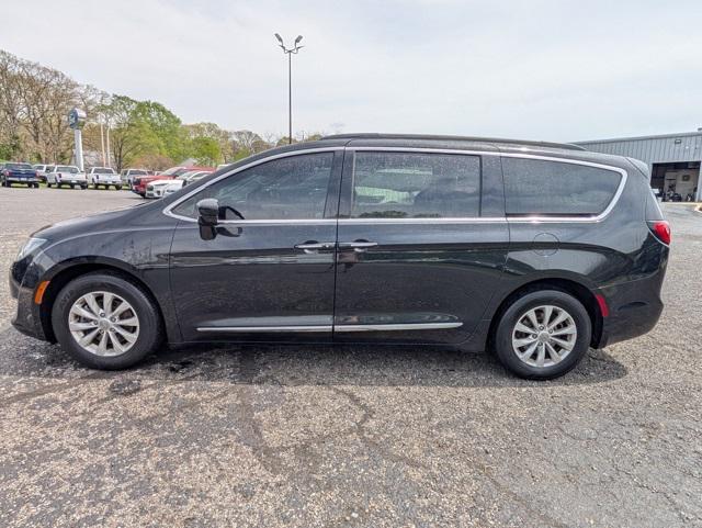 used 2017 Chrysler Pacifica car, priced at $10,999