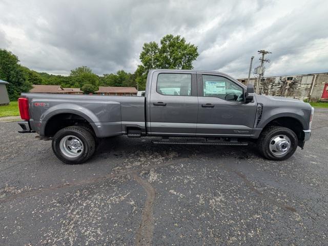 new 2025 Ford F-350 car, priced at $71,835